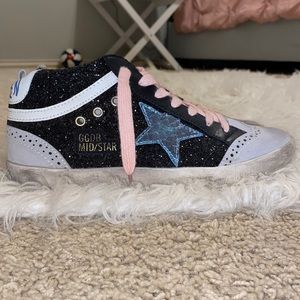 MidStar Golden Gooses